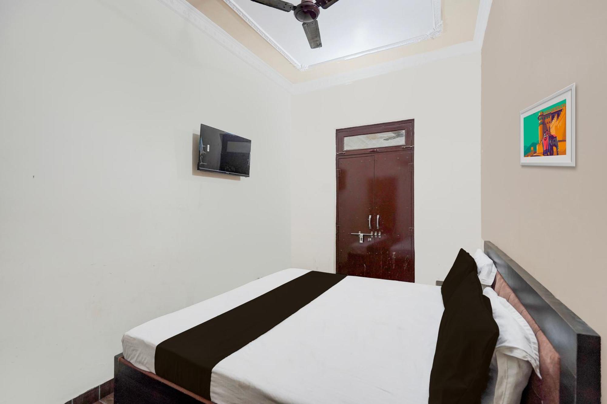 Oyo Hotel Maharaja Palace メーラト エクステリア 写真